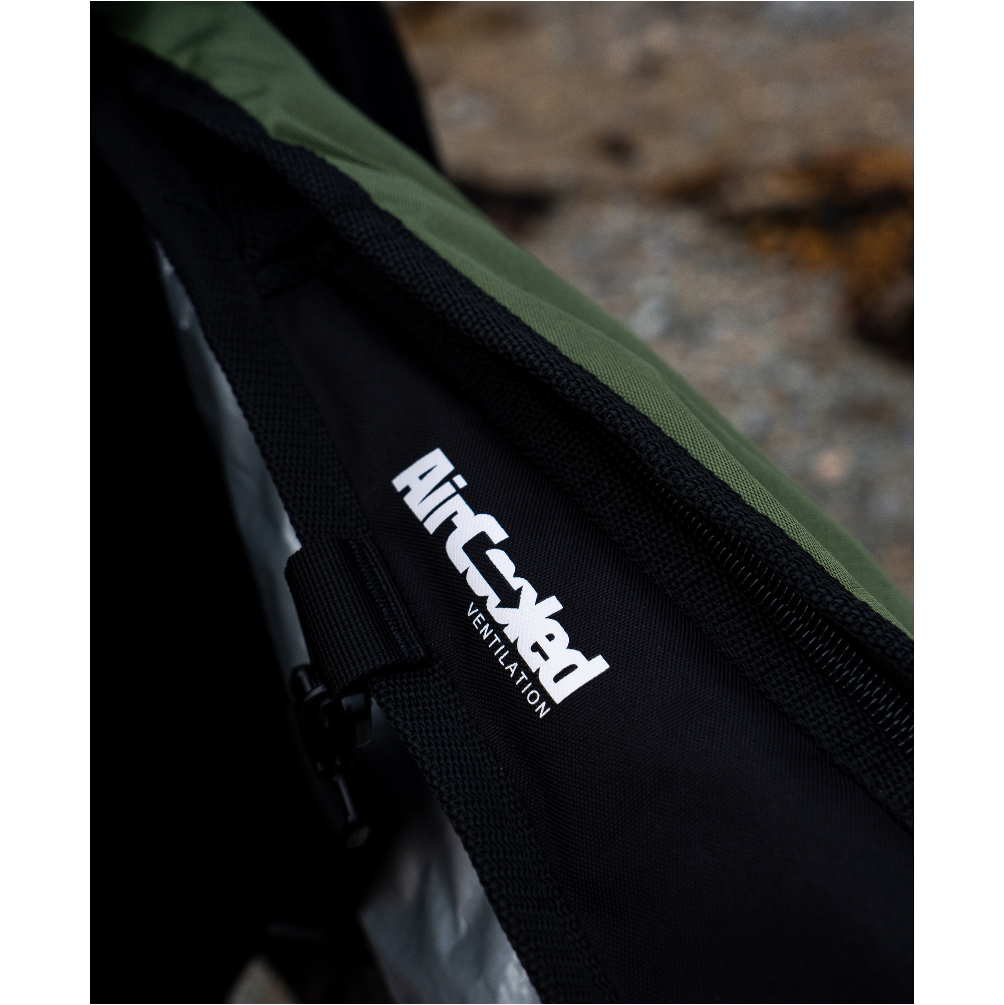 2026 Northcore Aircooled Board Jacket 7'6 Mini-mal Bag Noco31 - Olive Green